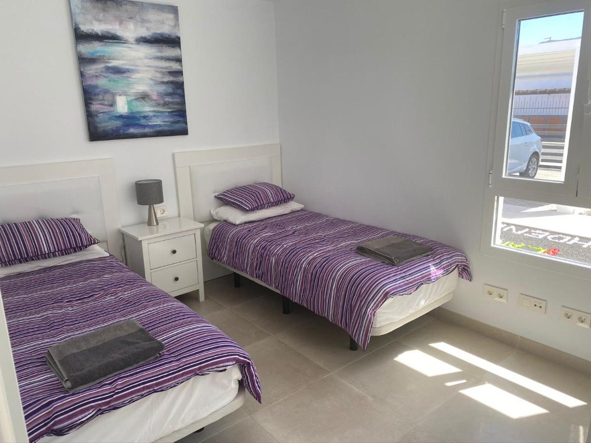 Ashdene - Luxury Modern With Large Heated Pool Wifi Uk Tv Bar & Bbq * 普拉亚布兰卡